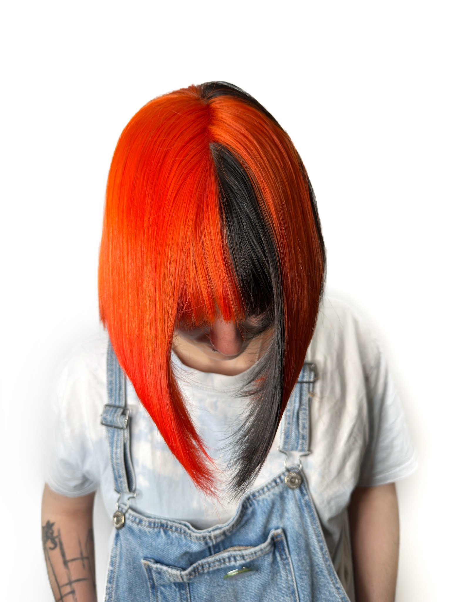 Colorblock naranja y negro realizado en Medussa Hair, Madrid