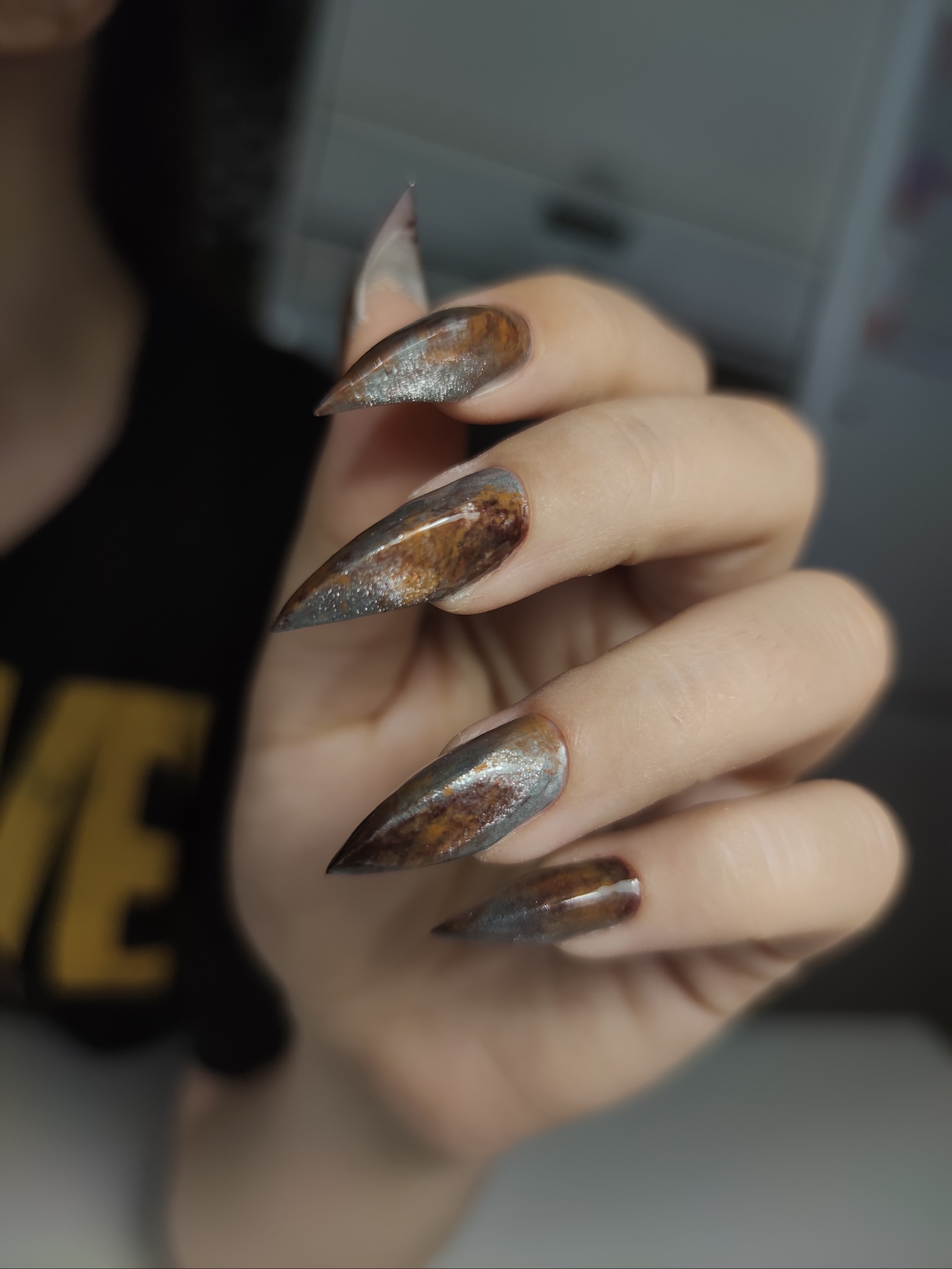 Cat-eye hierro realizado en Medussa Nails, Madrid