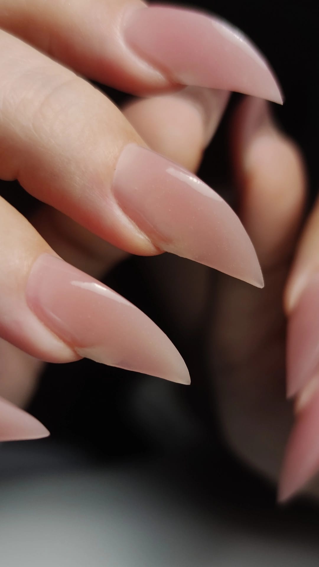 Refuerzo realizado en Medussa Nails, Madrid